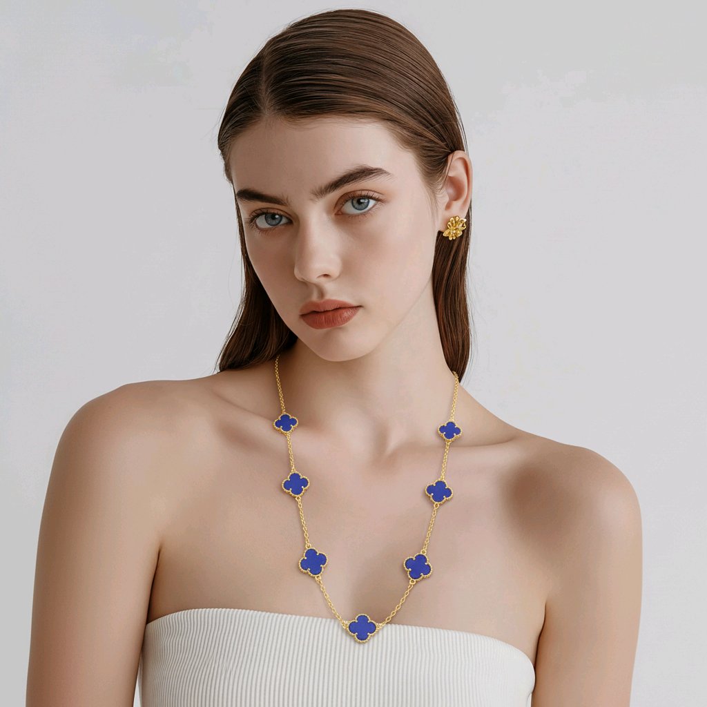 SET Trebol 4 Piezas en Oro Laminado 14K, Alta Calidad  Collar de 10 Flores,Anillo Ajustable, pulcera #6 con extension a #9  Color Azul Rey