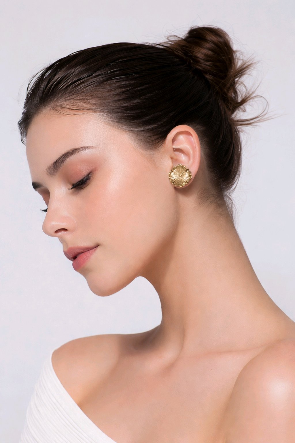 SET  Trebol 4 piezas  en Oro Laminado 14K, Alta Calidad, Collar 10 Flores, Anillo Ajustable, pulsera #6 con extension a #9 Color Oro